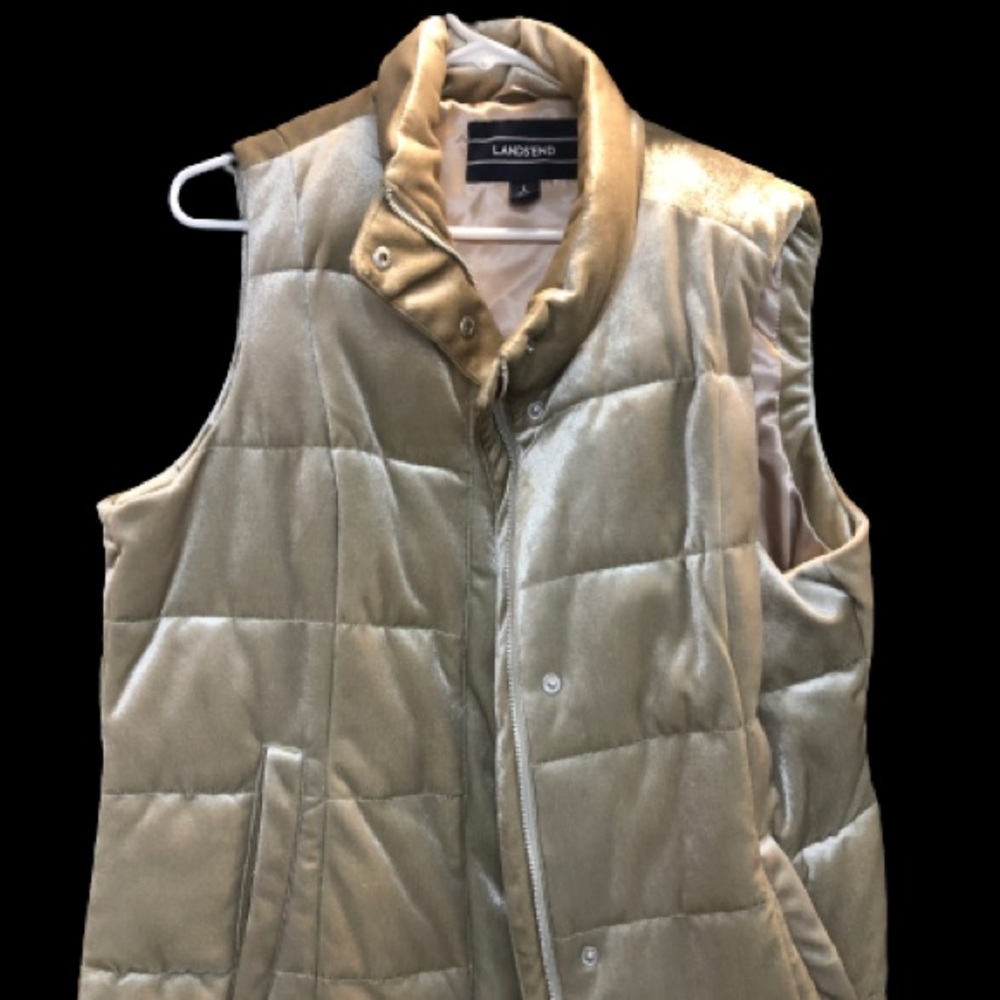 Women’s Velvet Puffer Vest